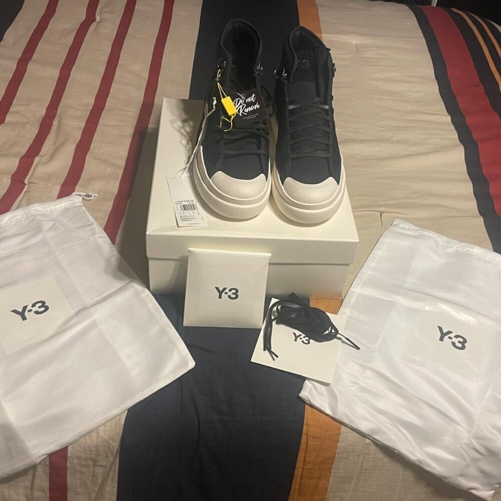 Y-3 Ajatu Court High High Top Sneakers Black -New w/ dust bag & tags  (UK9/US10)